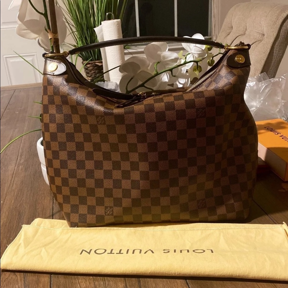 Authentic Louis Vuitton Hobo Dumuo Damier MM